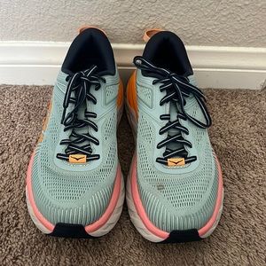 Hoka One One Bondi